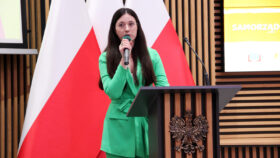 Przewodnicząca Rady Dzieci i Młodzieży RP w trakcie prezentacji
