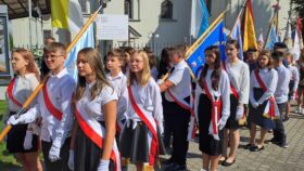 Szkolne poczty sztandarowe