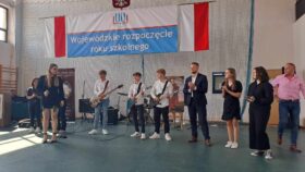 Występ artystyczny uczniów ZS Nr 2 im. Htm. St. Czarnieckiego we Włoszczowie