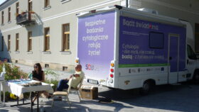 stoisko Świętokrzyskiego Centrum Onkologii