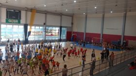 Rozgrzewka przez zawodami Zumba Fitness