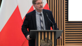 Pan dr Jerzy Grad w trakcie prelekcji