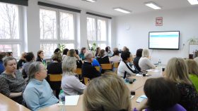 Uczestnicy szkolenia podczas prezentacji