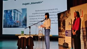 9. Prelekcja psychologów PCPR w Busku Zdroju (fot. Artur Górak)